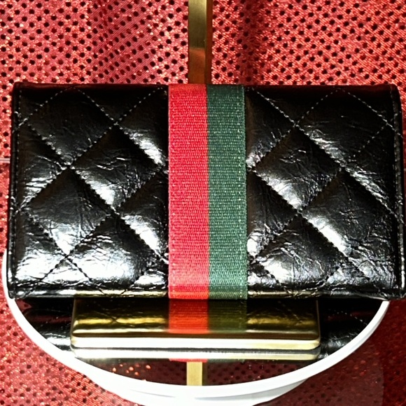 Alba Quilted Trifold Wallet 8” x 5” NWOT (Never used) - Picture 3 of 14